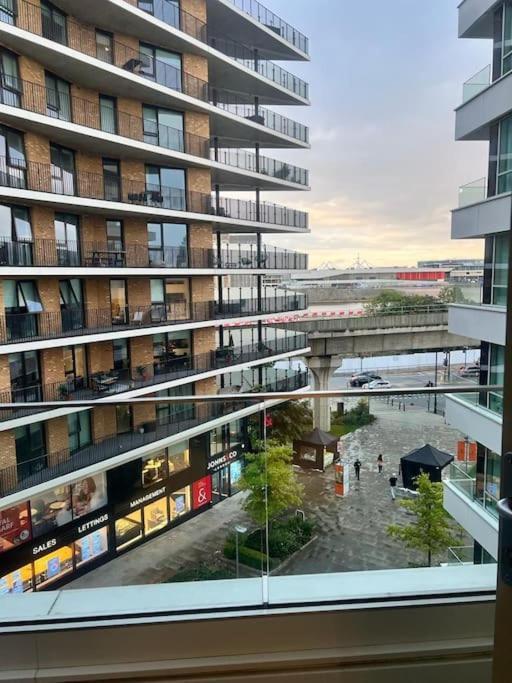 Stylish Apartment Docklands Λονδίνο Εξωτερικό φωτογραφία